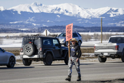 alberta-considering-killing-its-industrial-carbon-tax,-email-shows