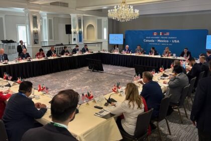 regina-mayor-joins-counterparts-from-across-north-america-in-dc.-to-call-for-end-of-trade-war