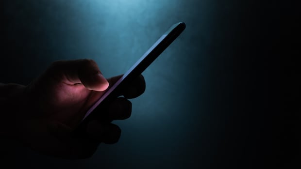 bc-hydro-is-cutting-power-to-thousands.-here’s-how-to-prepare-your-phones,-fridge-and-more