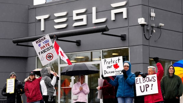 vpd-to-deploy-over-100-extra-officers-this-weekend-due-to-planned-anti-tesla-protests