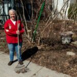 gardeners-celebrate-vote-to-allow-growing-food-on-city-boulevards