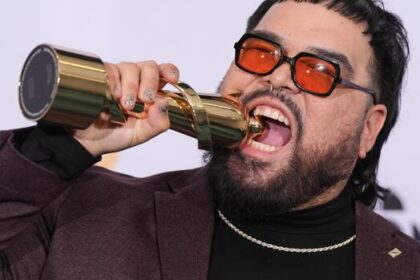 indigenous-artists-take-home-5-awards-at-2025-junos-in-vancouver