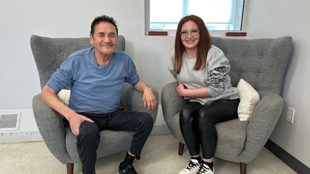 revitalists-use-social-platforms-to-share-indigenous-language-learning-with-a-new-generation