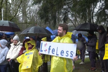 negotiations-between-union,-employer-‘definitely-not-moving-forward’-in-lifelabs-strike:-bcgeu-rep