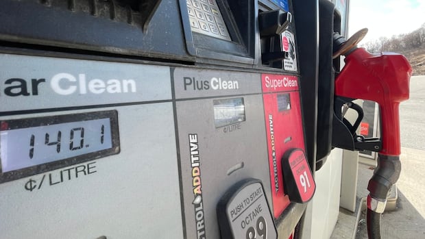 new-brunswick-gasoline-prices-tumble-to-3-year-low