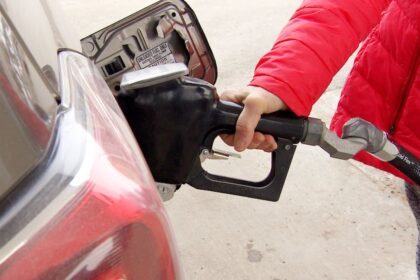 manitobans-seeing-relief-at-the-pumps