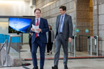 docs-reveal-how-much-bc-hydro-power-new-lng-and-mining-projects-want.-who-will-pay-for-it?
