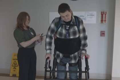 how-a-device-called-an-exoskeleton-is-helping-one-nb.-man-get-back-on-his-feet
