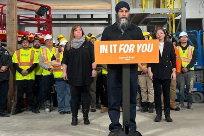 jagmeet-singh-announces-plan-in-winnipeg-to-protect-workers-from-trade-war-with-us.