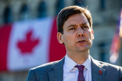 bc-premier-wants-to-bring-in-more-us.-immigrants,-denounces-talk-of-western-separatism