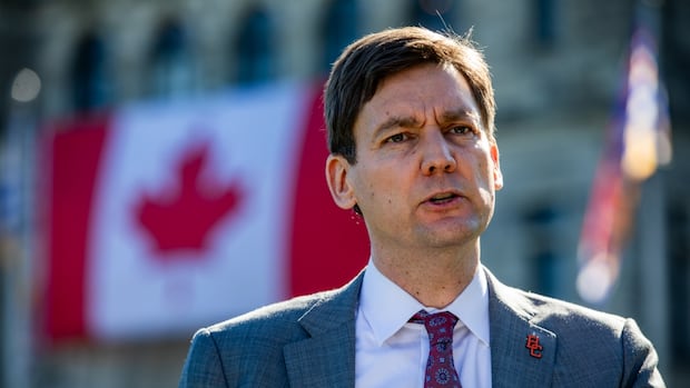 bc-premier-wants-to-bring-in-more-us.-immigrants,-denounces-talk-of-western-separatism