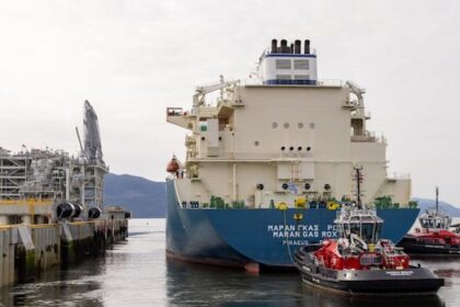 first-lng-carrier-arrives-in-kitimat,-bc.,-as-$40b-liquefied-natural-gas-plant-prepares-to-start