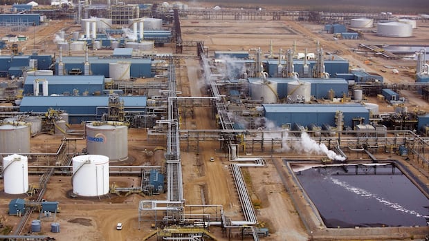 first-nation-launches-legal-action-over-alberta-oilsands-cleanup-fund