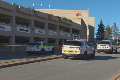 teen-accused-in-halifax-mall-stabbing-describes-victim’s-final-moments