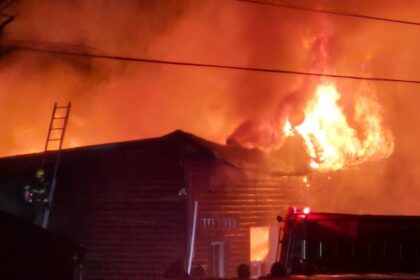 2-dead-after-apartment-fire-near-pembroke
