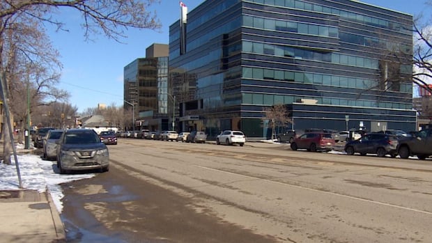 man-accused-of-assaulting-saskatoon-judge-was-wanted-on-earlier-assault-charge-at-time-of-attack