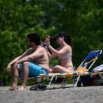 vancouver-island-community-looks-to-ban-sale-of-some-sunscreens