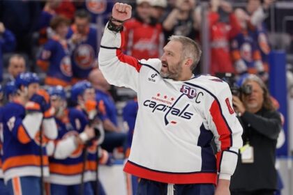 ovechkin-scores-no.-895,-surpassing-gretzky’s-all-time-nhl-goals-record