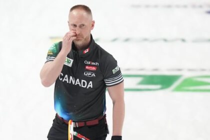 canada-falls-to-scotland,-will-play-china-for-bronze-at-world-curling-playdowns