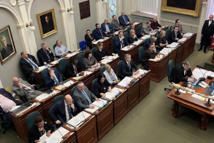 nova-scotians-dont-regret-giving-houston,-pcs-fall-mandate,-poll-shows
