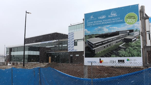 moncton-won’t-explain-$2.1m-jump-in-new-police-station-cost