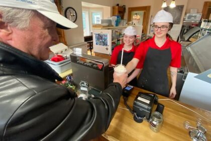 summerside-ice-cream-parlour-caught-in-‘sophisticated’-scam-costing-over-$5,000