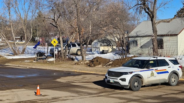 death-of-swan-river-man-found-injured-outside-home-deemed-suspicious