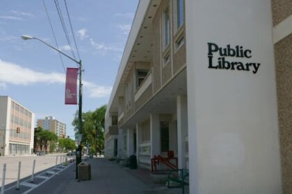 saskatoon’s-downtown-library-beefing-up-security,-adding-other-safety-measures-before-reopening