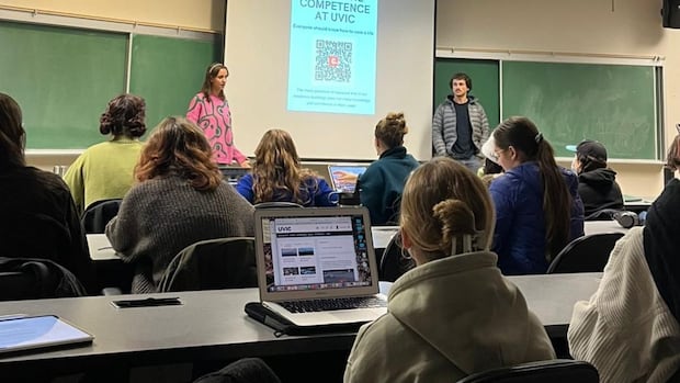 ‘a-lot-of-trust-was-lost’:-uvic-students-push-for-accountability-after-student’s-fatal-overdose