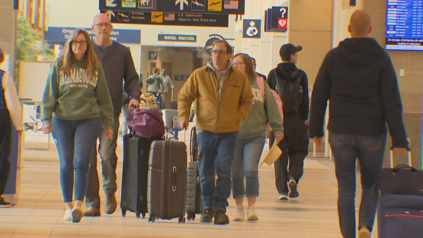statistics-canada-confirms-fewer-canadians-visiting-the-us.