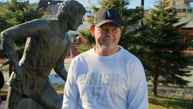 45-years-later,-terry-fox’s-brother-retraces-the-first-steps-of-the-marathon-of-hope
