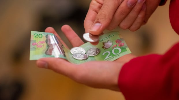 moving-pei.-minimum-wage-to-$17-next-year-could-add-to-inflation,-business-group-says