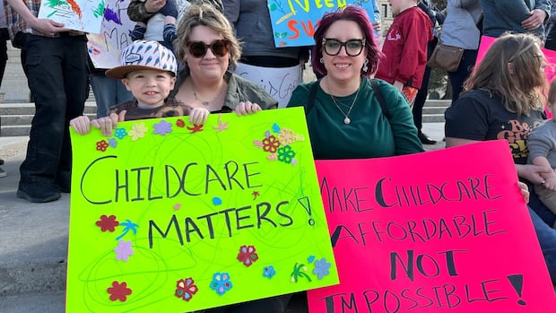 rally-at-sask.-legislature-calls-for-$10/day-child-care-extension-and-funding-reform