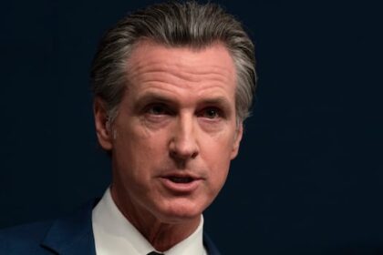 california-governor-urges-canadians-to-ignore-trump,-come-back-for-sand,-sun-and-wine
