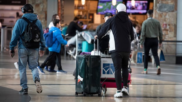 dozens-of-vancouver-flights-delayed-or-cancelled-as-nav-canada-warns-of-‘resource-constraints’