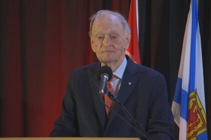 jean-chretien-speaks-in-support-of-acadie-annapolis-candidate