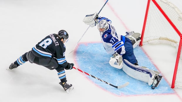jets’-connor-hellebuyck-says-he’s-ready-for-rematch-against-blues’-backstop-binnington