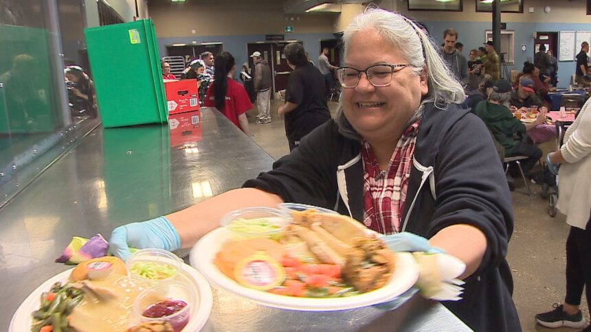 hundreds-of-winnipeggers-enjoy-an-easter-meal-at-siloam-mission