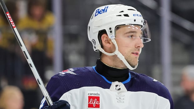jets-sign-pionk-to-6-year-contract-extension,-paying-$7m-per-year