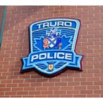 truro-police-and-dogs-catch-suspects-who-ran-into-the-woods