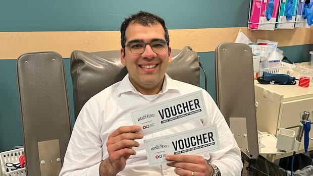 wanderers-fans-give-blood-in-exchange-for-ticket-voucher-to-season-opener
