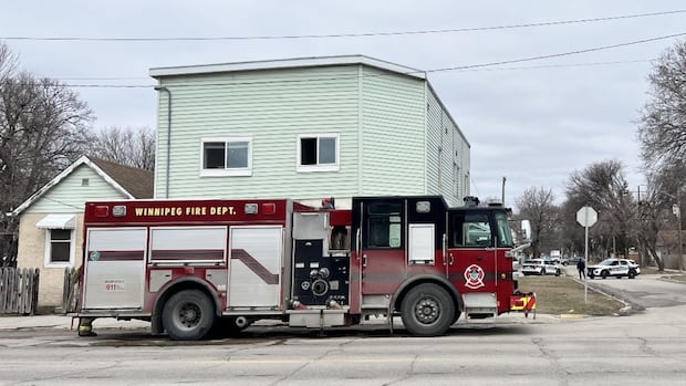 residents-escape-winnipeg-rooming-house-fire-on-good-friday