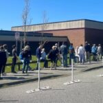 day-1-of-advance-voting-sees-long-lines-at-metro-vancouver-polling-stations