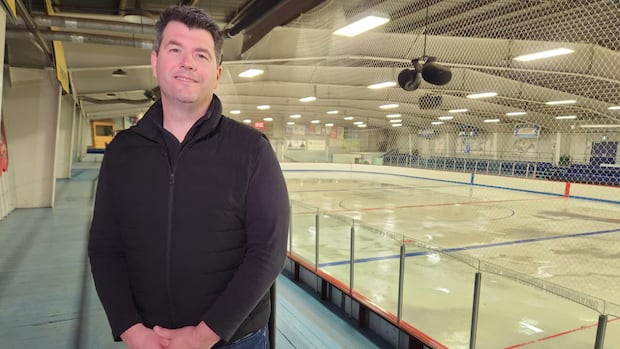 ‘we-need-to-do-something’:-shawville-residents-fight-to-save-local-arena