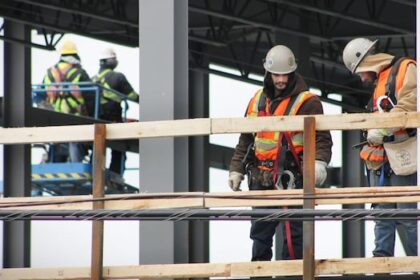 ns-needs-tradespeople,-yet-nscc-has-long-waitlists-for-programs.-what-gives?