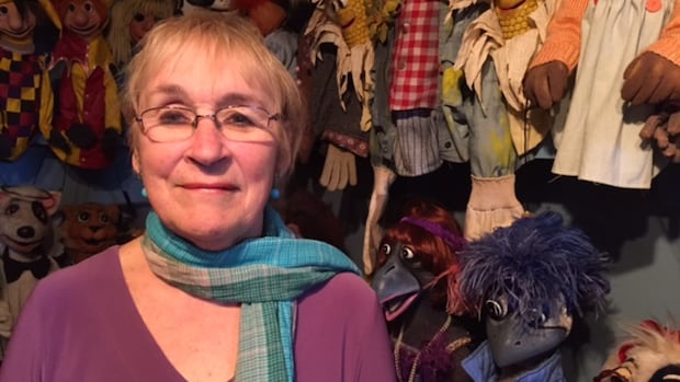 renowned-canadian-puppeteer-noreen-young-dead-at-85