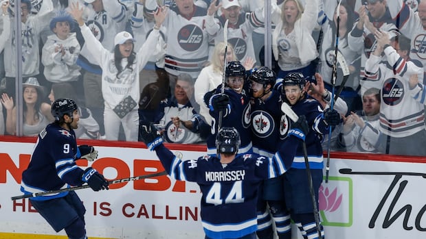 winnipeg-jets-looking-to-erase-last-two-playoff-disappointments-in-game-2