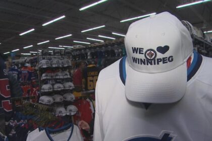 ‘a-huge-opportunity:’-winnipeg-businesses-hope-this-jets-playoff-run-will-be-a-lengthy-one