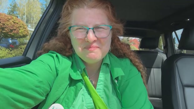 sask.-green-party-candidate-holds-faith-in-door-knocking-after-leader-absent-from-federal-debate