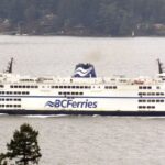tugboat-brings-in-bc.-ferry-after-mechanical-failure-on-busy-easter-weekend